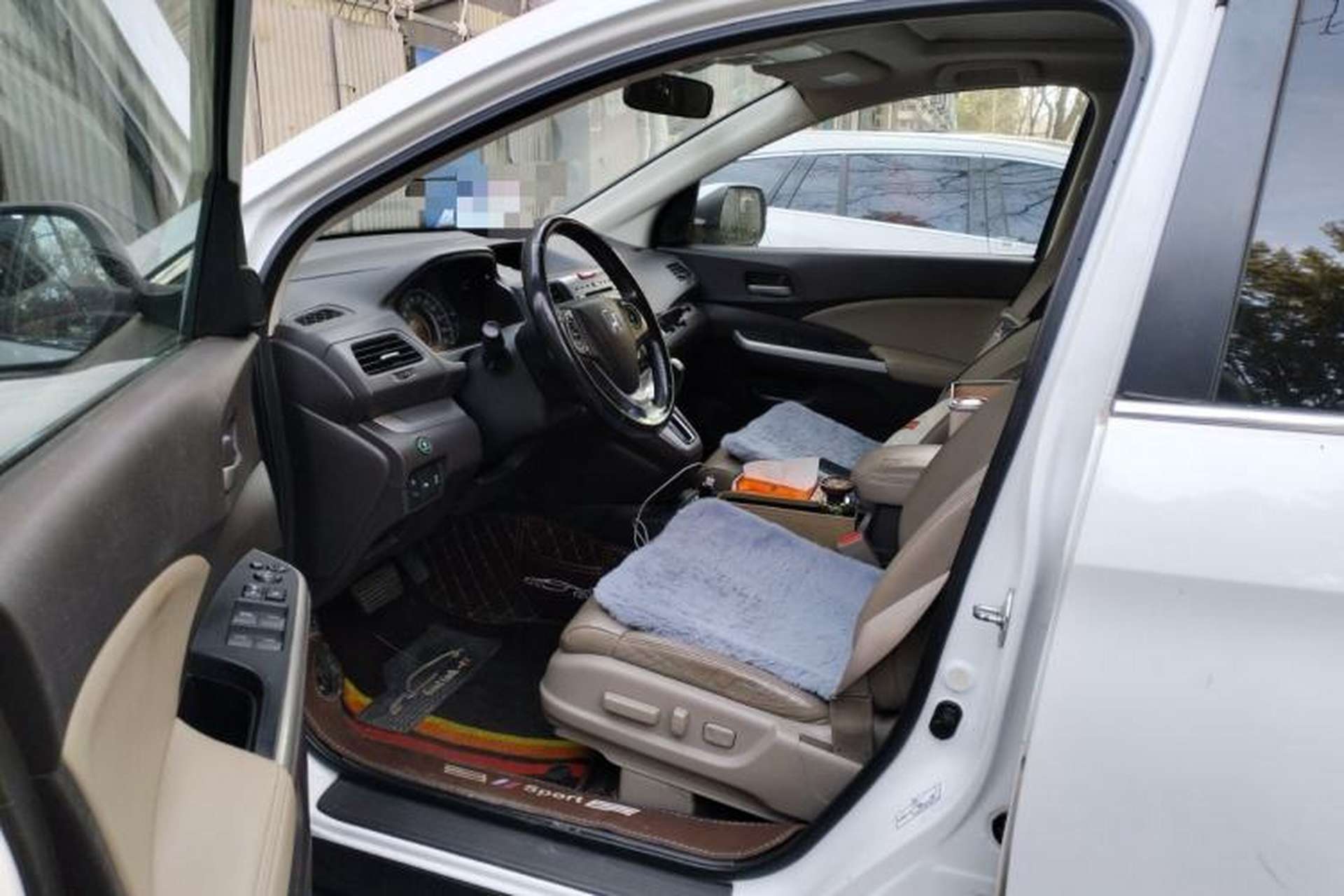 Used Honda CR-V 2013 2.4L two-wheel drive luxury version Left Front Seat
