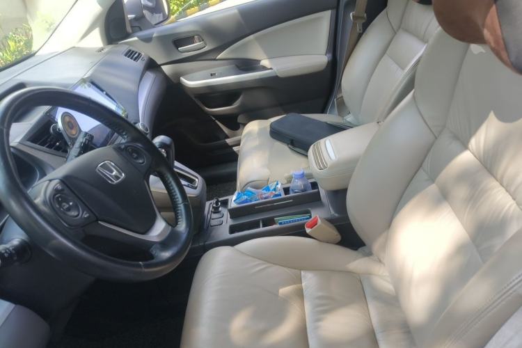 Used Honda CR-V 2013 2.4L four-wheel drive luxury version Left Front Seat