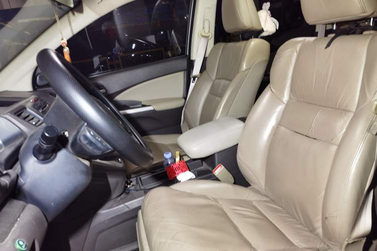 Used Honda CR-V 2013 2.4L Four-Wheel Drive Prestige Edition Left Front Seat