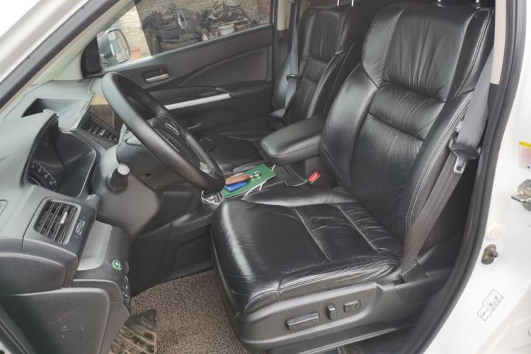 Used Honda CR-V 2013 2.4L four-wheel drive luxury version Left Front Seat