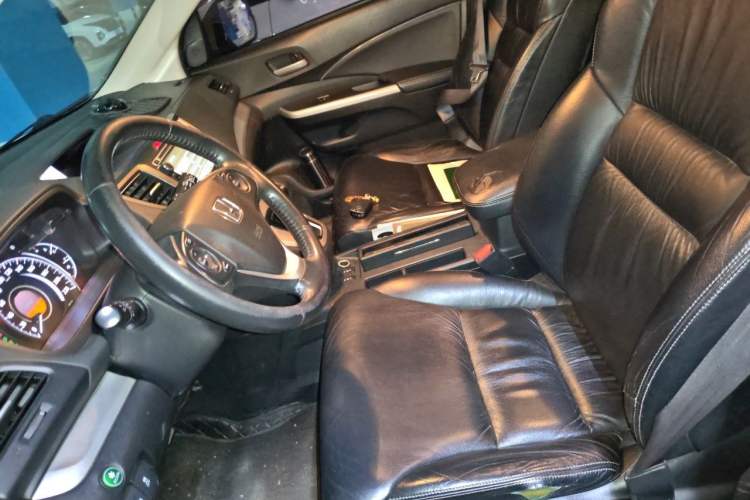 Used Honda CR-V 2013 2.4L four-wheel drive luxury version Left Front Seat