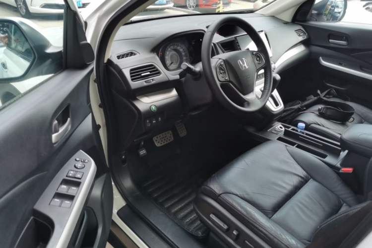 Used Honda CR-V 2013 2.4L two-wheel drive luxury version Left Front Seat