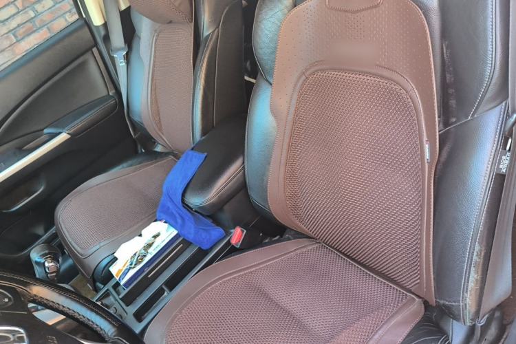 Used Honda CR-V 2013 2.4L four-wheel drive luxury version Left Front Seat