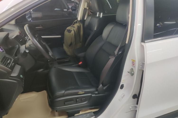 Used Honda CR-V 2013 2.4L two-wheel drive luxury version Left Front Seat