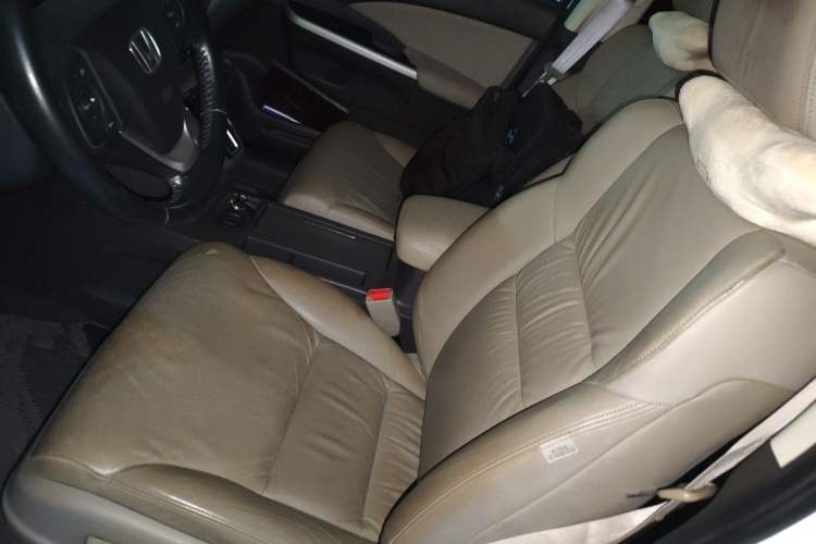 Used Honda CR-V 2013 2.4L four-wheel drive luxury version Left Front Seat
