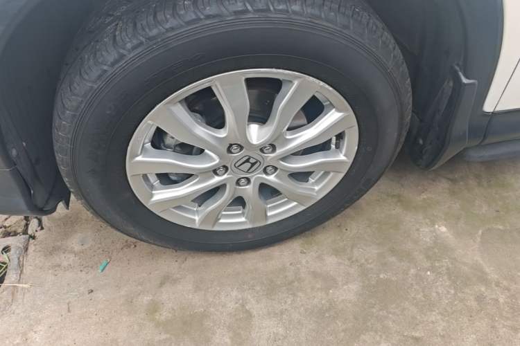 Used Honda CR-V 2013 2.0L 2WD Classic Edition Left Front Wheel Hub
