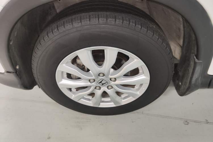 Used Honda CR-V 2013 2.0L 2WD Classic Edition Left Front Wheel Hub