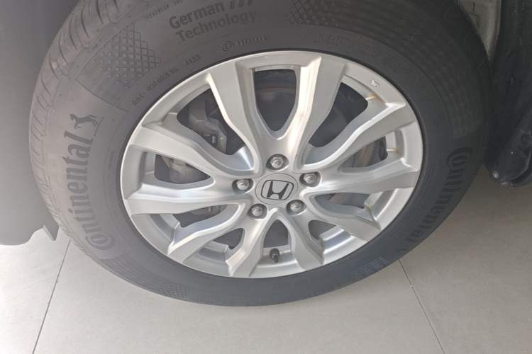 Used Honda CR-V 2013 2.0L 2WD Classic Edition Left Front Wheel Hub