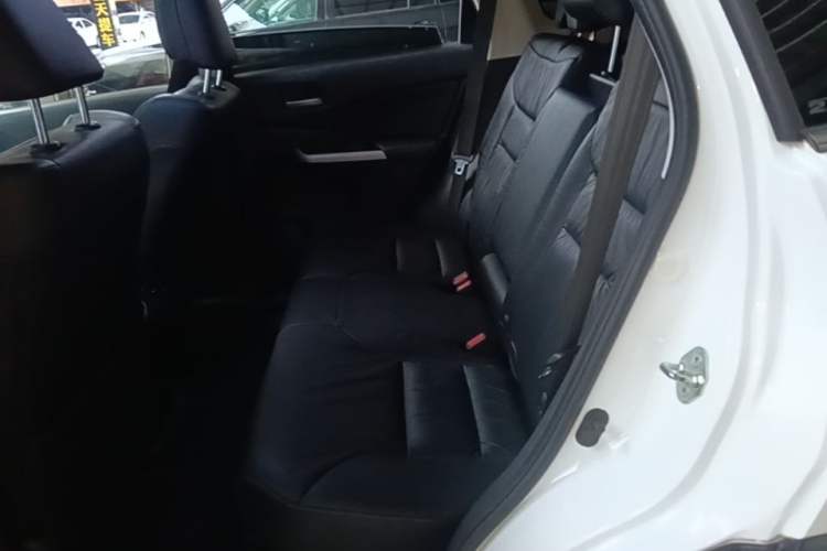Used Honda CR-V 2013 2.4L two-wheel drive luxury version Left Rear Seat