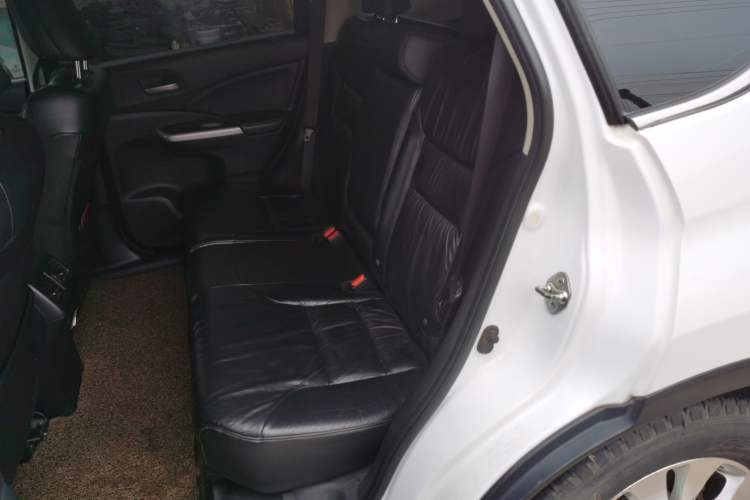Used Honda CR-V 2013 2.4L four-wheel drive luxury version Left Rear Seat