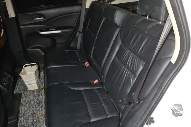 Used Honda CR-V 2013 2.4L two-wheel drive luxury version Left Rear Seat