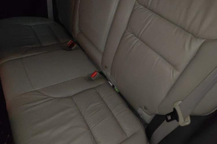 Used Honda CR-V 2013 2.4L two-wheel drive luxury version Left Rear Seat