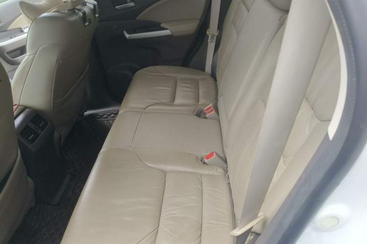 Used Honda CR-V 2013 2.4L four-wheel drive luxury version Left Rear Seat