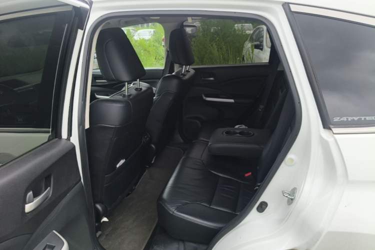 Used Honda CR-V 2013 2.4L two-wheel drive luxury version Left Rear Seat