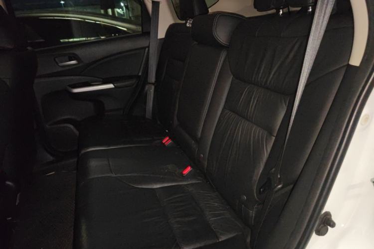 Used Honda CR-V 2013 2.4L four-wheel drive luxury version Left Rear Seat