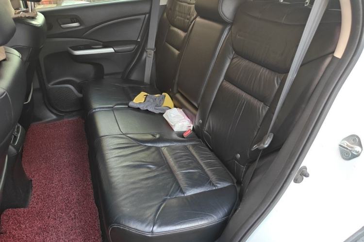 Used Honda CR-V 2013 2.4L two-wheel drive luxury version Left Rear Seat
