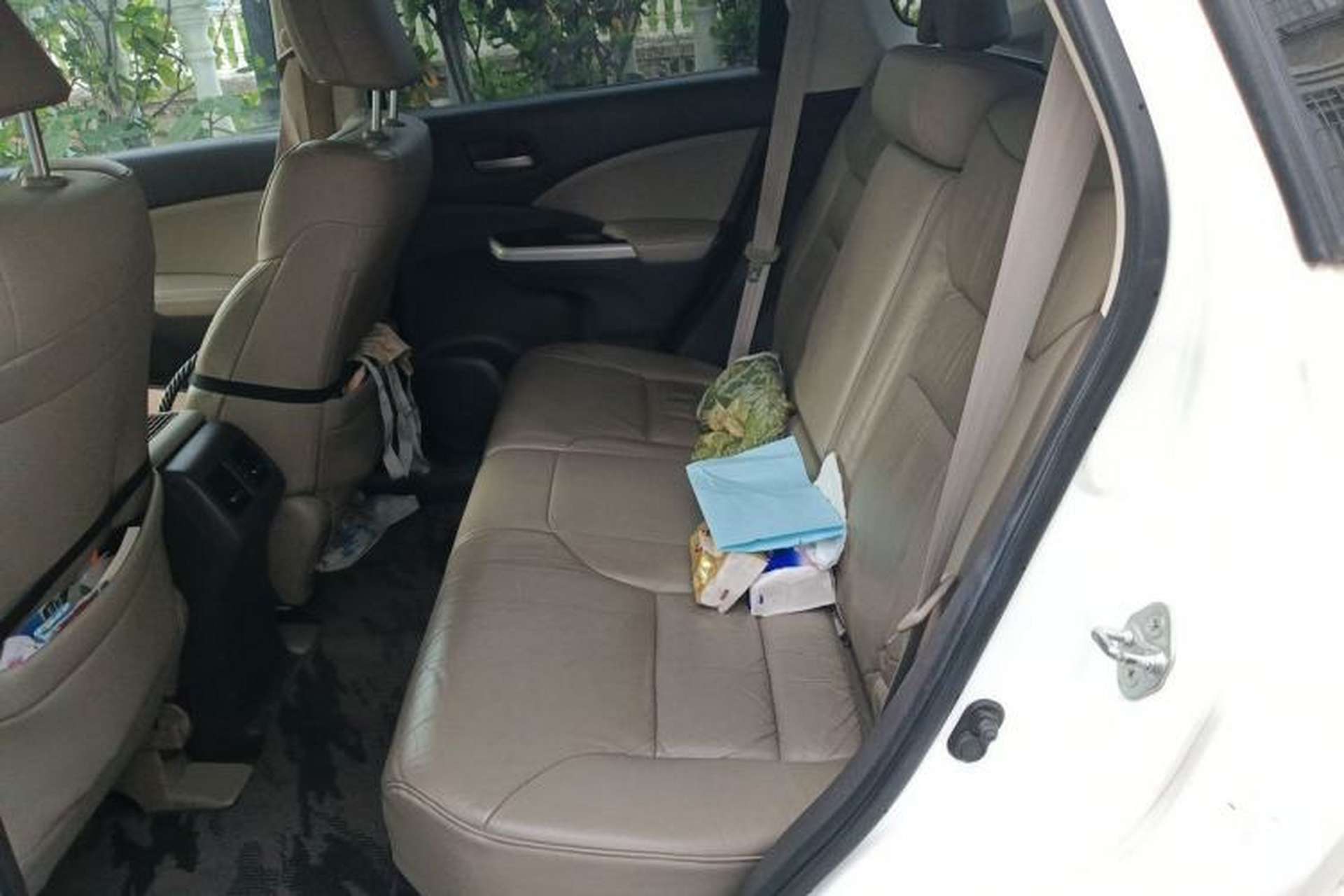 Used Honda CR-V 2013 2.4L two-wheel drive luxury version Left Rear Seat
