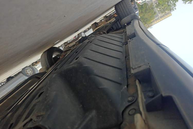 Used Honda CR-V 2013 2.4L four-wheel drive luxury version Left Side Sill
