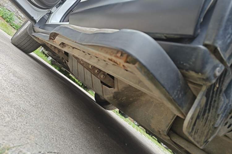 Used Honda CR-V 2013 2.0L 2WD Classic Edition Left Side Sill