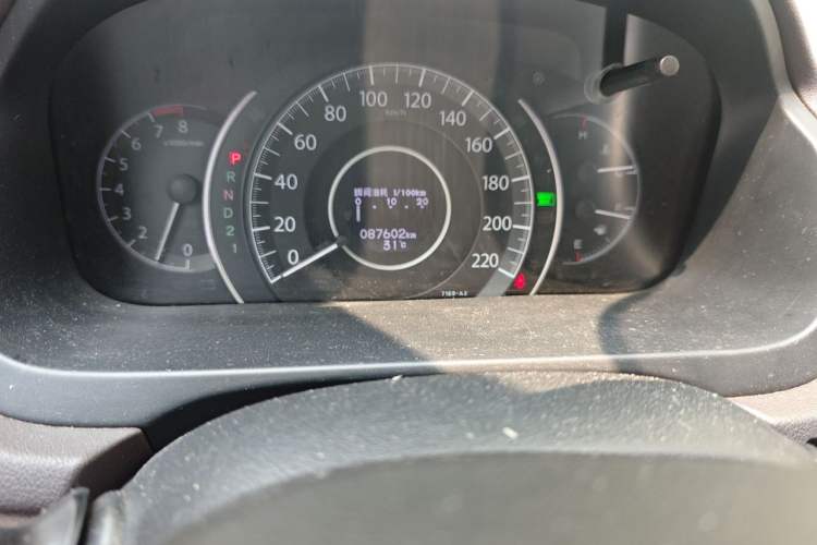 Used Honda CR-V 2013 2.4L four-wheel drive luxury version Odometer Close Up