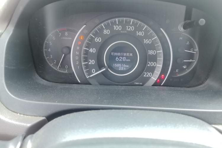 Used Honda CR-V 2013 2.4L four-wheel drive luxury version Odometer Close Up