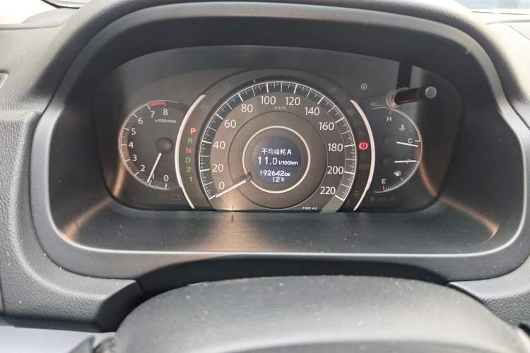 Used Honda CR-V 2013 2.4L four-wheel drive luxury version Odometer Close Up
