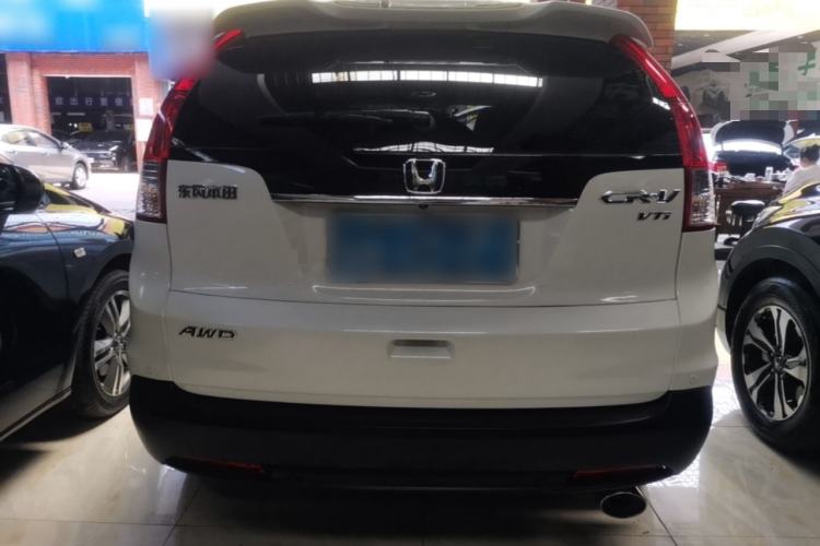 Used Honda CR-V 2013 2.4L four-wheel drive luxury version Rear