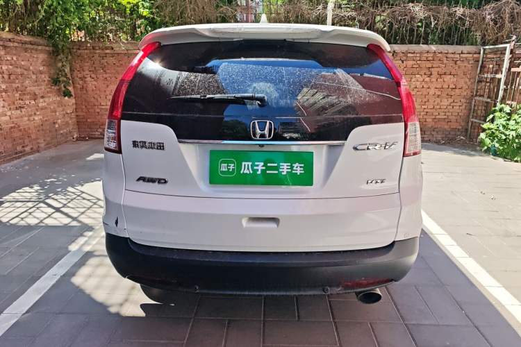 Used Honda CR-V 2013 2.4L four-wheel drive luxury version Rear