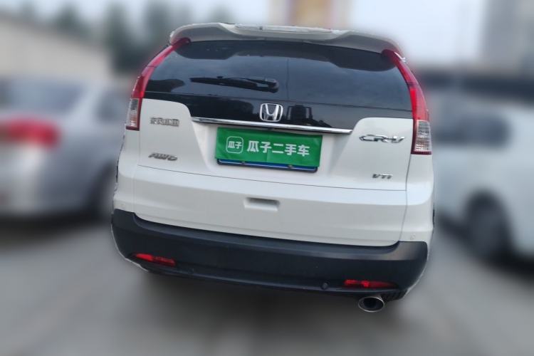 Used Honda CR-V 2013 2.4L four-wheel drive luxury version Rear