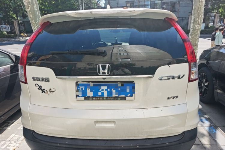 Used Honda CR-V 2013 2.4L two-wheel drive luxury version Rear