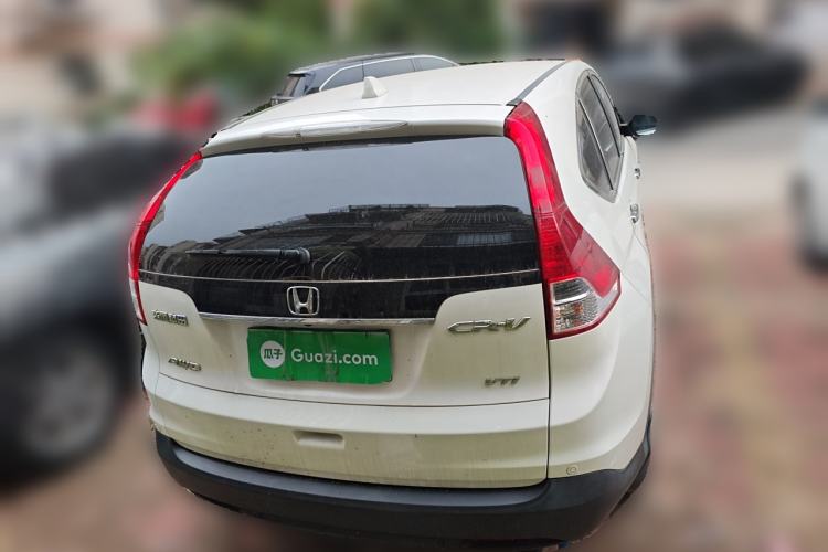 Used Honda CR-V 2013 2.4L four-wheel drive luxury version Rear