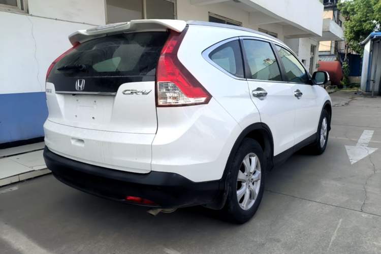 Used Honda CR-V 2013 2.0L 2WD Classic Edition Rear Right 45 Deg