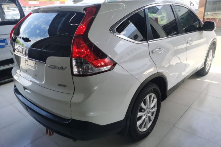 Used Honda CR-V 2013 2.0L 2WD Classic Edition Rear Right 45 Deg