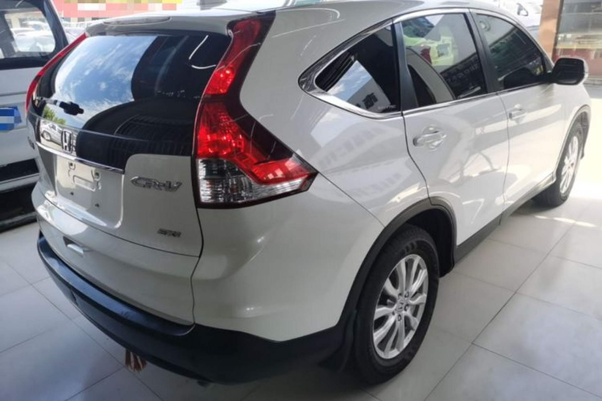 Used Honda CR-V 2013 2.0L 2WD Classic Edition Rear Right 45 Deg