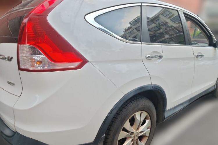 Used Honda CR-V 2013 2.4L two-wheel drive luxury version Rear Right 45 Deg