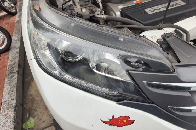 Used Honda CR-V 2013 2.4L four-wheel drive luxury version Right Front Headlight
