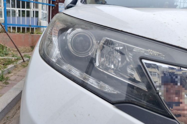 Used Honda CR-V 2013 2.4L two-wheel drive luxury version Right Front Headlight