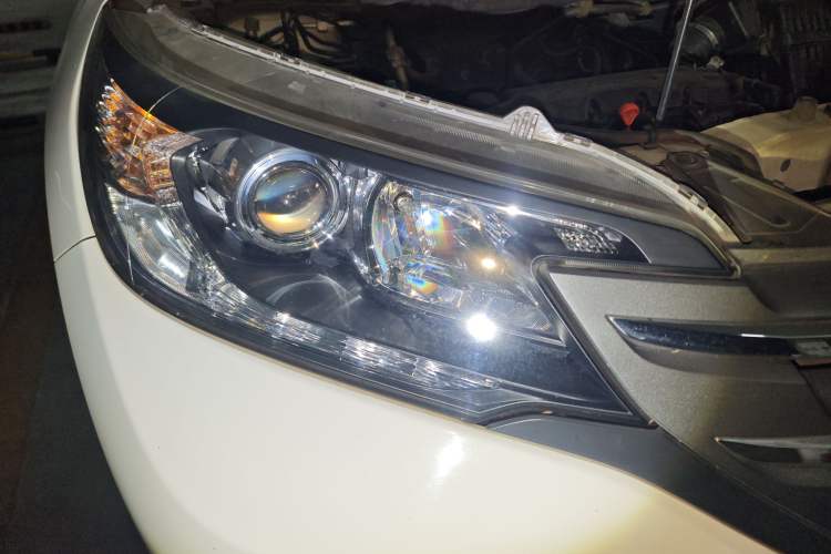Used Honda CR-V 2013 2.0L 2WD Classic Edition Right Front Headlight