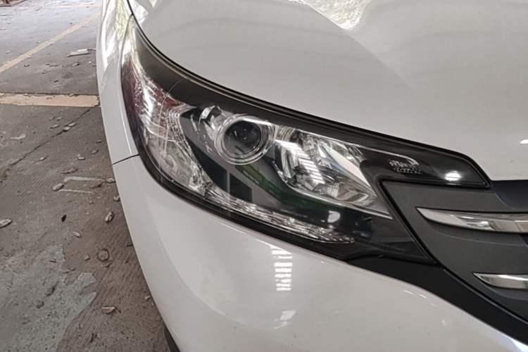 Used Honda CR-V 2013 2.4L four-wheel drive luxury version Right Front Headlight