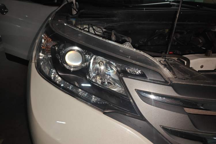 Used Honda CR-V 2013 2.0L 2WD Classic Edition Right Front Headlight