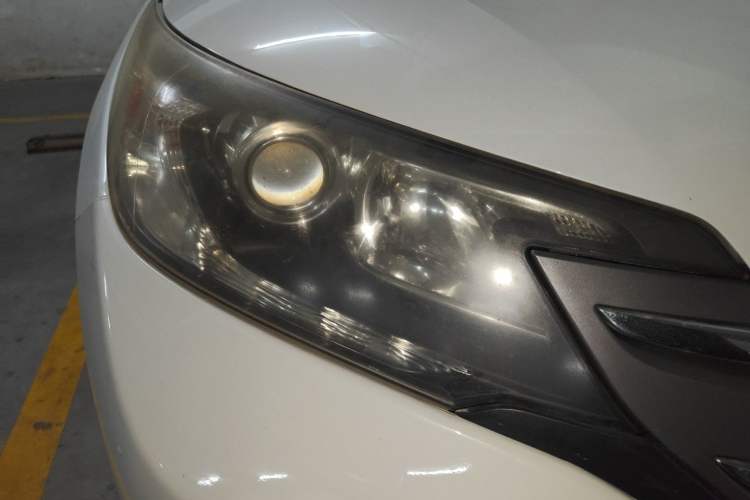 Used Honda CR-V 2013 2.4L two-wheel drive luxury version Right Front Headlight