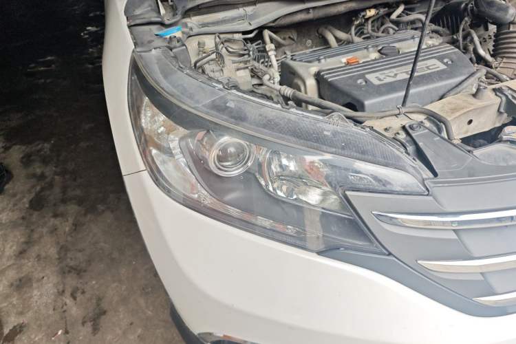 Used Honda CR-V 2013 2.4L four-wheel drive luxury version Right Front Headlight