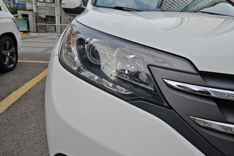 Used Honda CR-V 2013 2.0L Four-wheel Drive Classic Edition Right Front Headlight