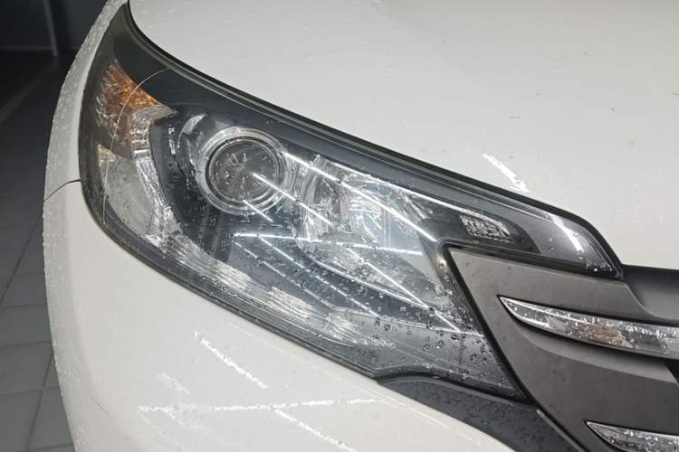 Used Honda CR-V 2013 2.4L four-wheel drive luxury version Right Front Headlight