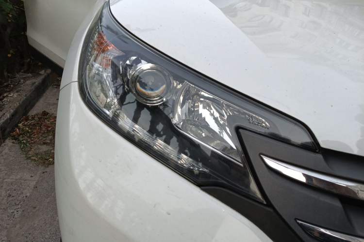 Used Honda CR-V 2013 2.4L two-wheel drive luxury version Right Front Headlight