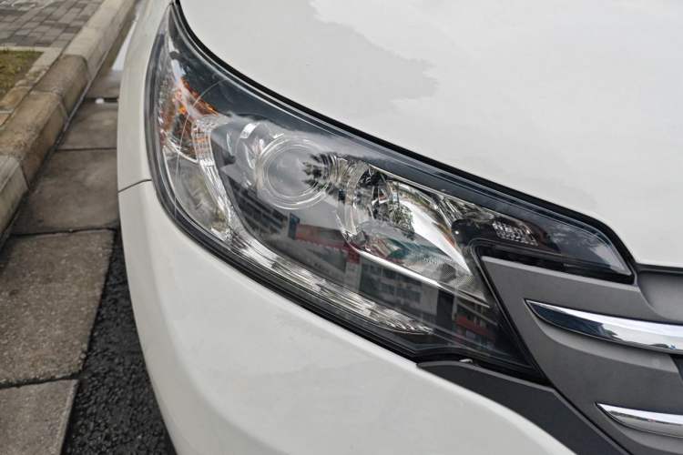 Used Honda CR-V 2013 2.4L two-wheel drive luxury version Right Front Headlight