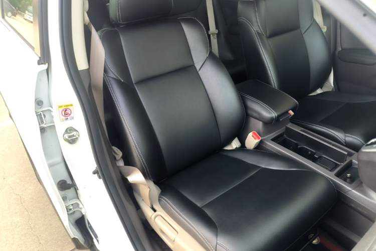 Used Honda CR-V 2013 2.0L 2WD Classic Edition Right Front Seat