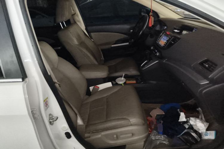 Used Honda CR-V 2013 2.4L two-wheel drive luxury version Right Front Seat