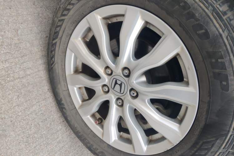 Used Honda CR-V 2013 2.0L 2WD Classic Edition Right Front Wheel Hub
