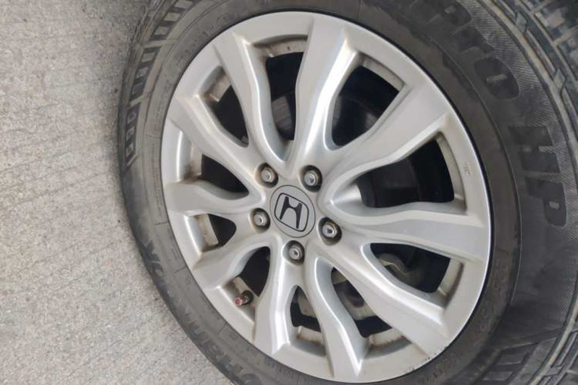 Used Honda CR-V 2013 2.0L 2WD Classic Edition Right Front Wheel Hub